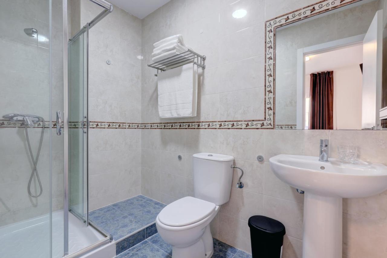 Hostal 37 Estepona Eksteriør billede