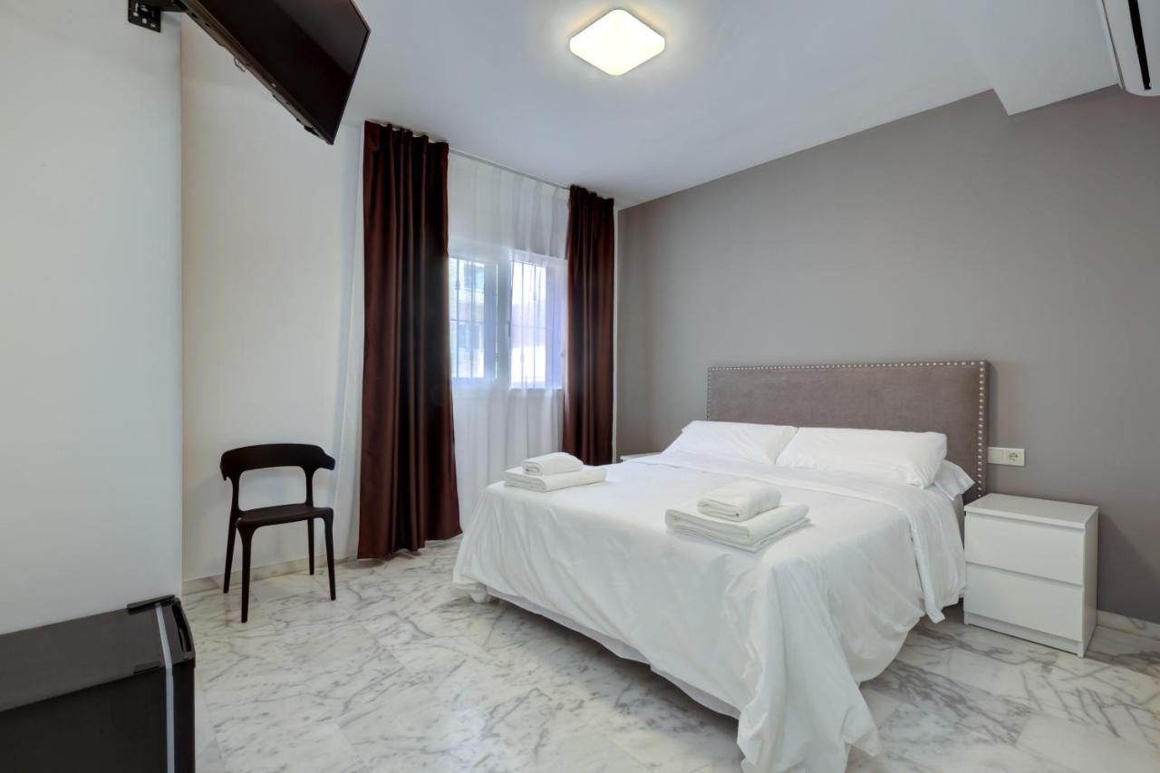 Hostal 37 Estepona Eksteriør billede